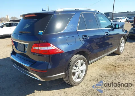 2015 Mercedes-Benz Ml 350 z USA, uszkodzony, nr VIN 4JGDA5JBXFA606125